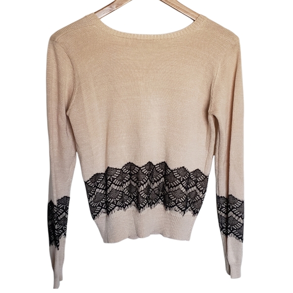 4 for $32 creme and black laced buttondown knit cardigan - Picture 3 of 4